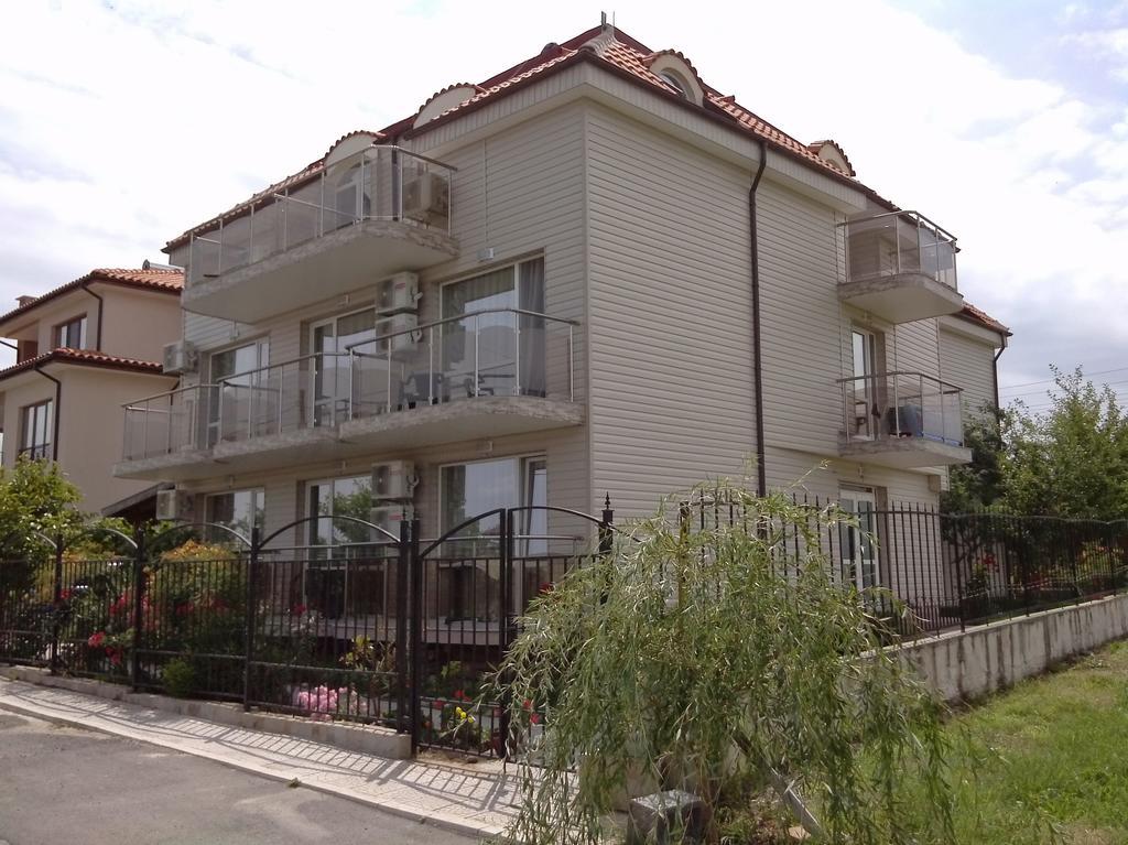 Morska Zvezda Guest House 체르노모레츠 외부 사진
